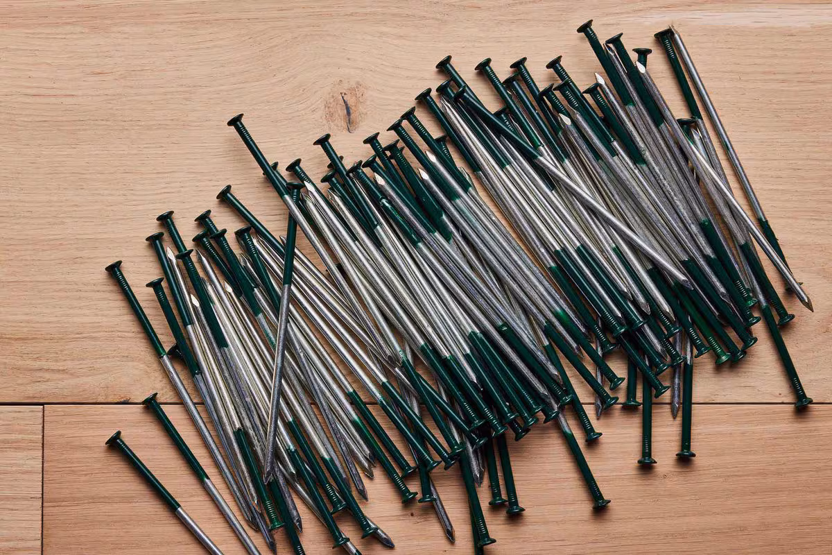 Pack of Nails 500 ct view 1